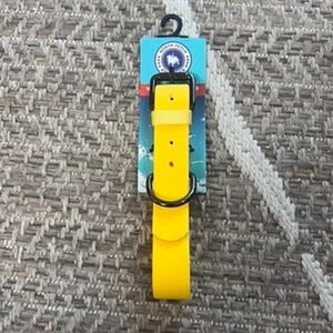 North Fetch Athletics Waterproof Collar Sz XS-S